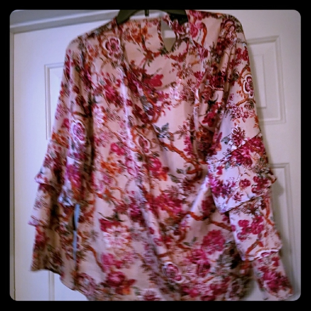 JcPenny ruffle sleeved top